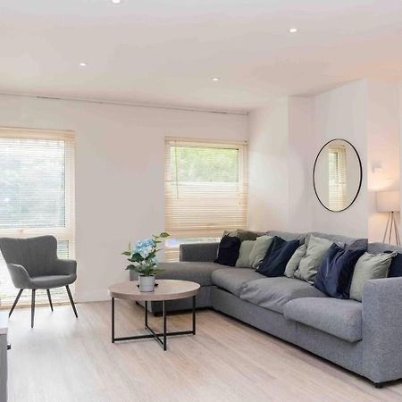 3 Bedroom Bungalow Close To Peak District With Garden Sheffield Exterior foto
